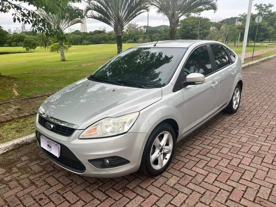 FORD FOCUS 1.6 GL 16V FLEX 4P MANUAL
